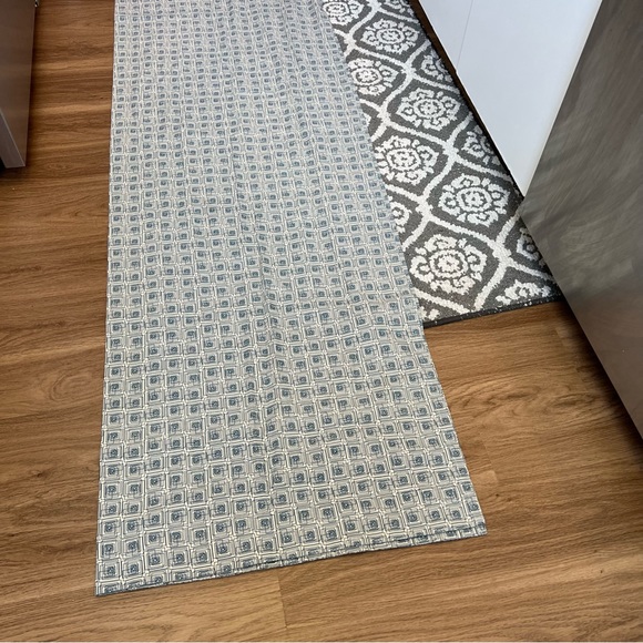 Crate & Barrel 50x84 curtain panel tan with teal pattern - Picture 2 of 11